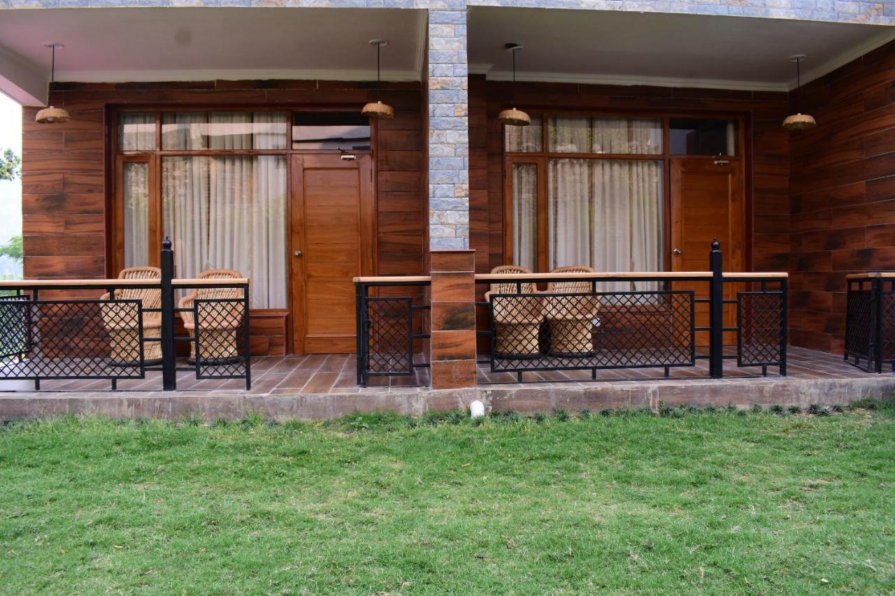 Aaroham The Watergate Hotel Bhimtal Exterior photo