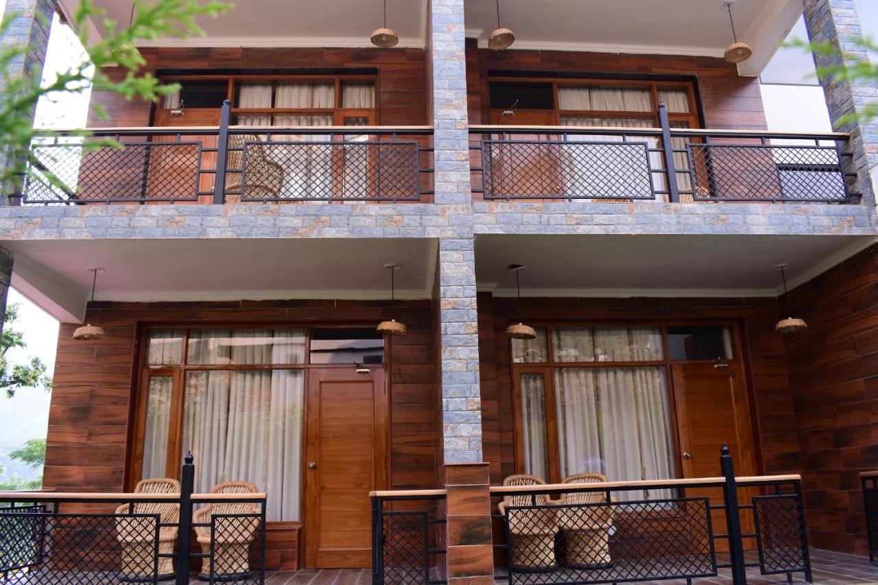Aaroham The Watergate Hotel Bhimtal Exterior photo