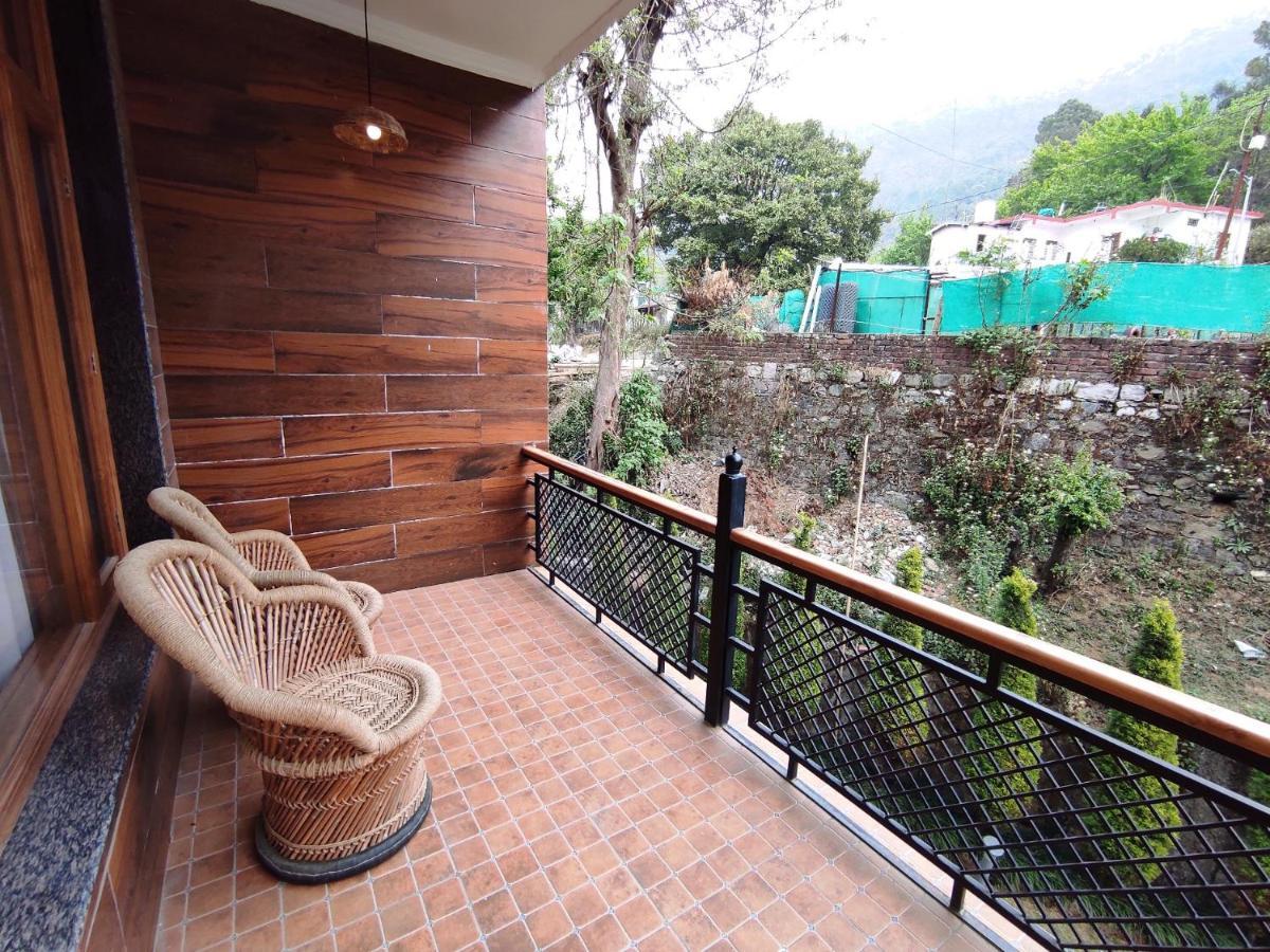 Aaroham The Watergate Hotel Bhimtal Exterior photo